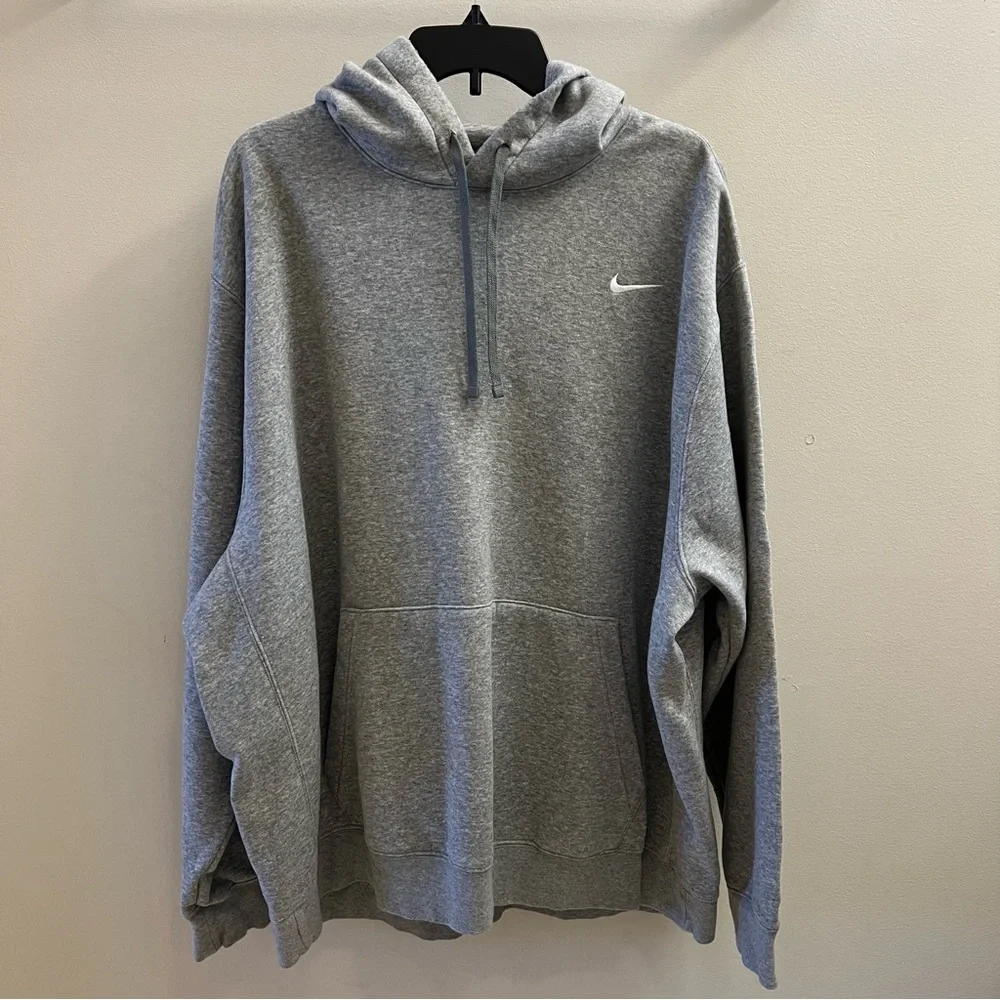Nike Men's Sportswear Club Fleece
Hoodie Gray Size XXL - Picture 2 of 10